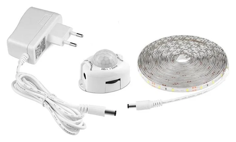 Banda 12V cu senzor de miscare, IP65