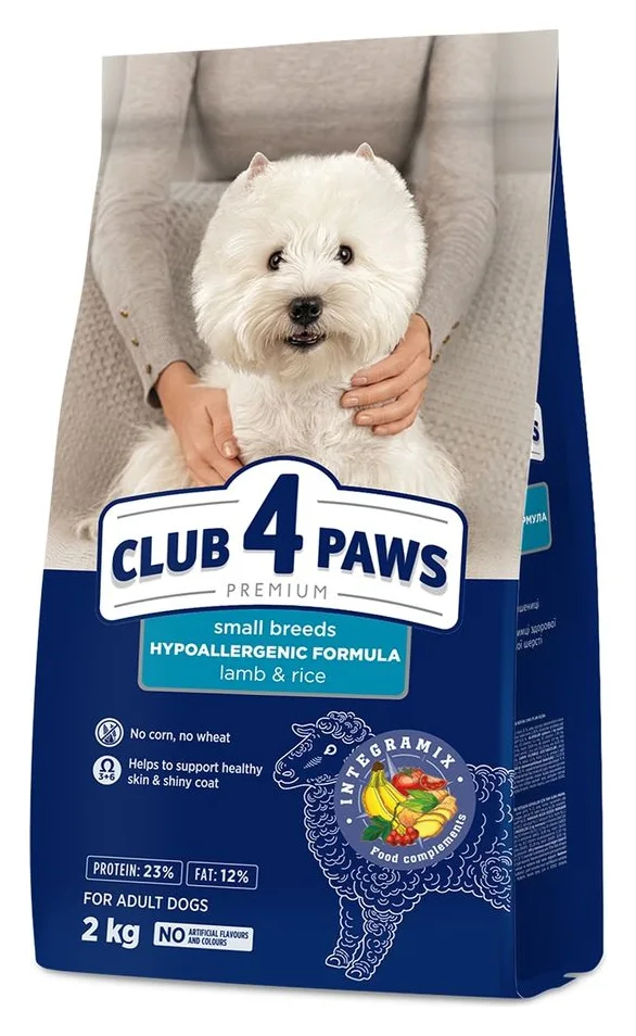 Club 4 Paws Premium hipoalergenic, 2 kg